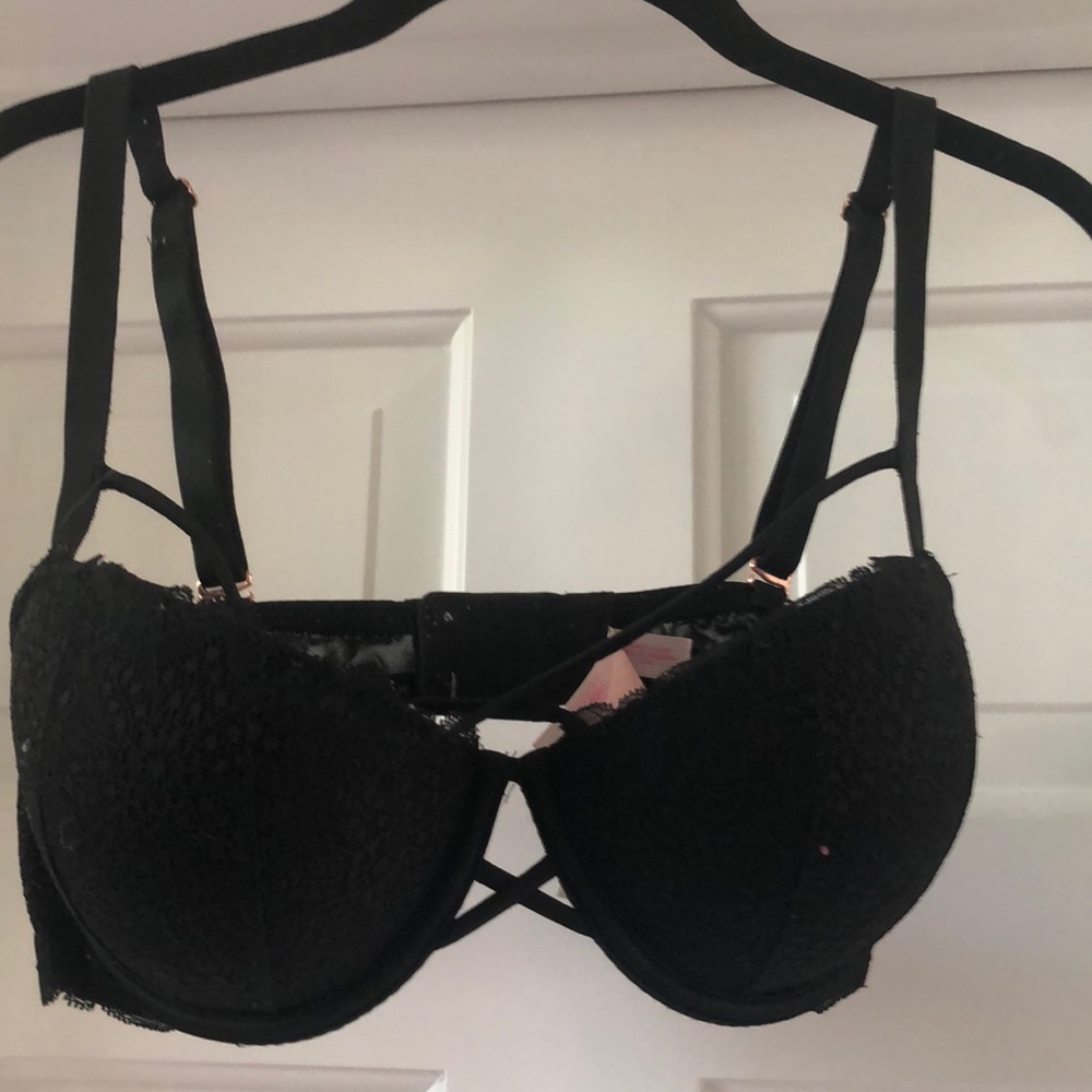 PINK 34DD bra